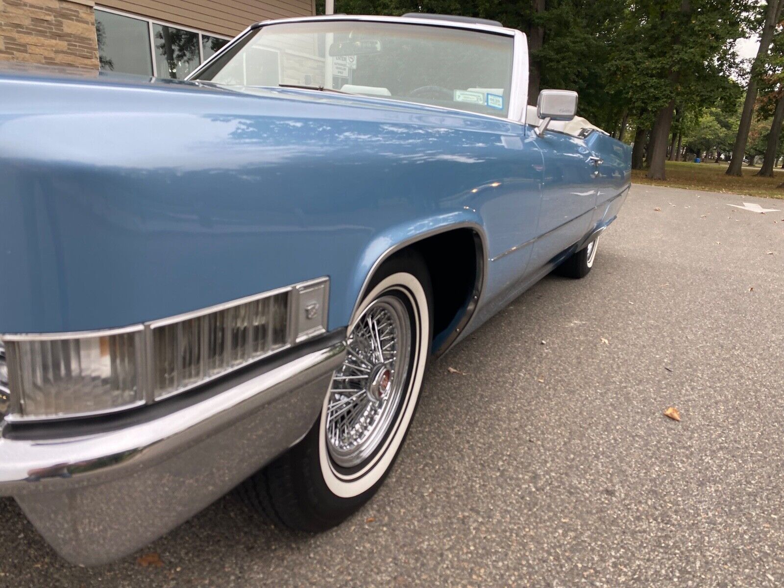 Cadillac-DeVille-Cabriolet-1969-2