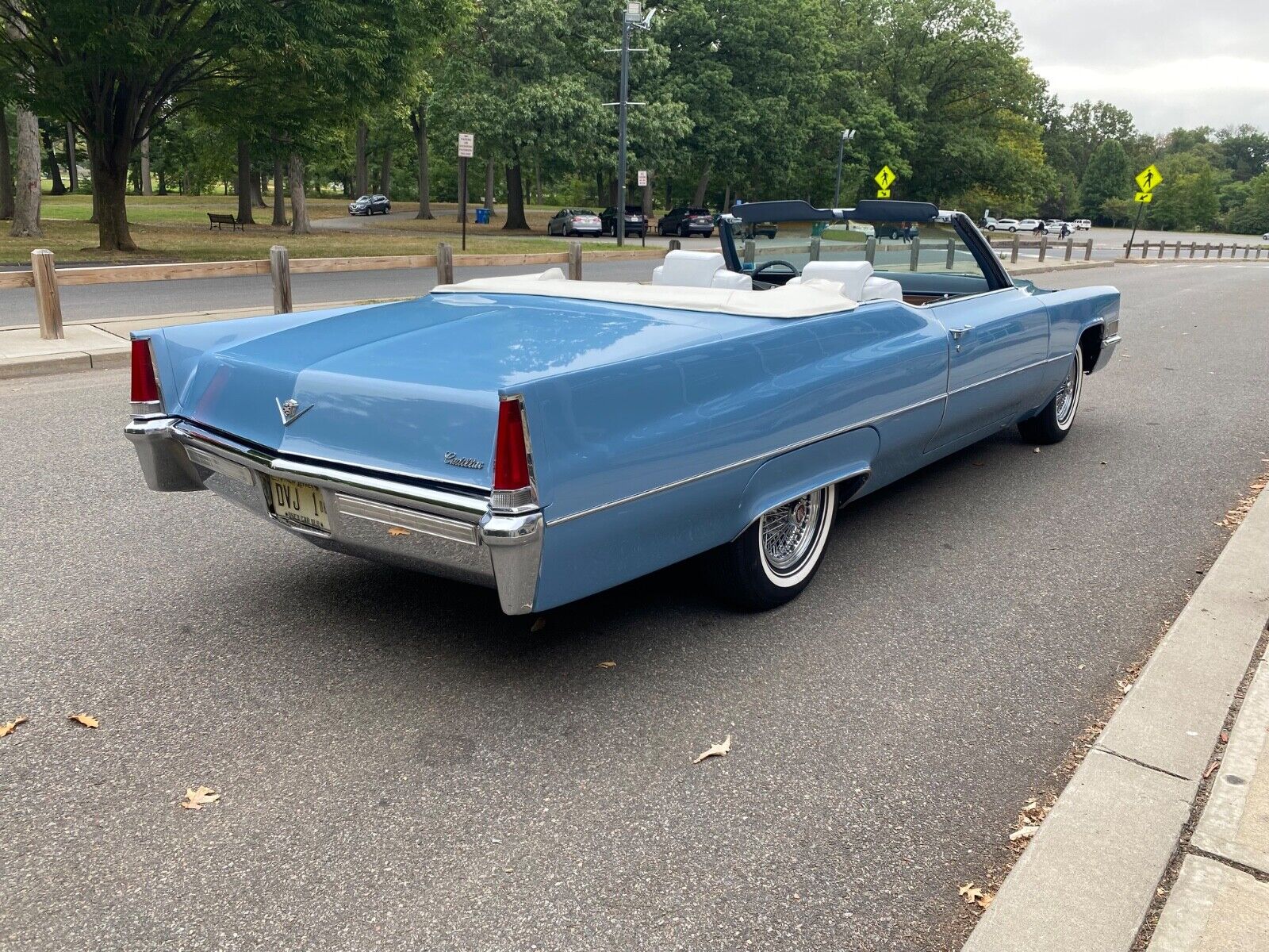 Cadillac-DeVille-Cabriolet-1969-7