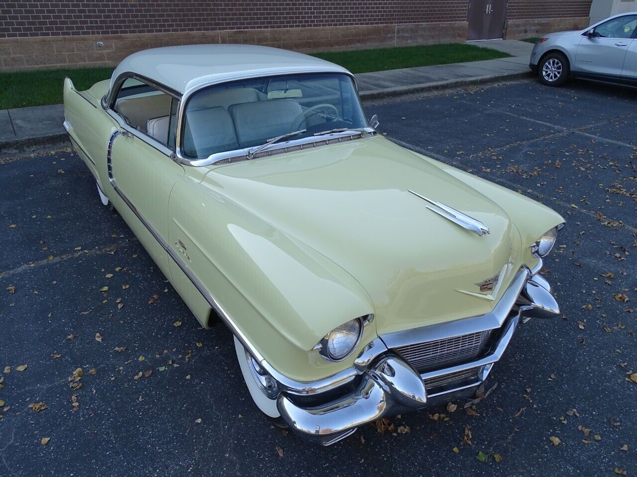 Cadillac-DeVille-Coupe-1956-8