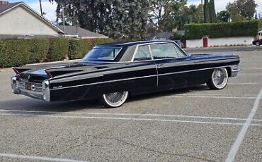 Cadillac-DeVille-Coupe-1963-1