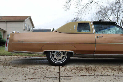 Cadillac-DeVille-Coupe-1976-9