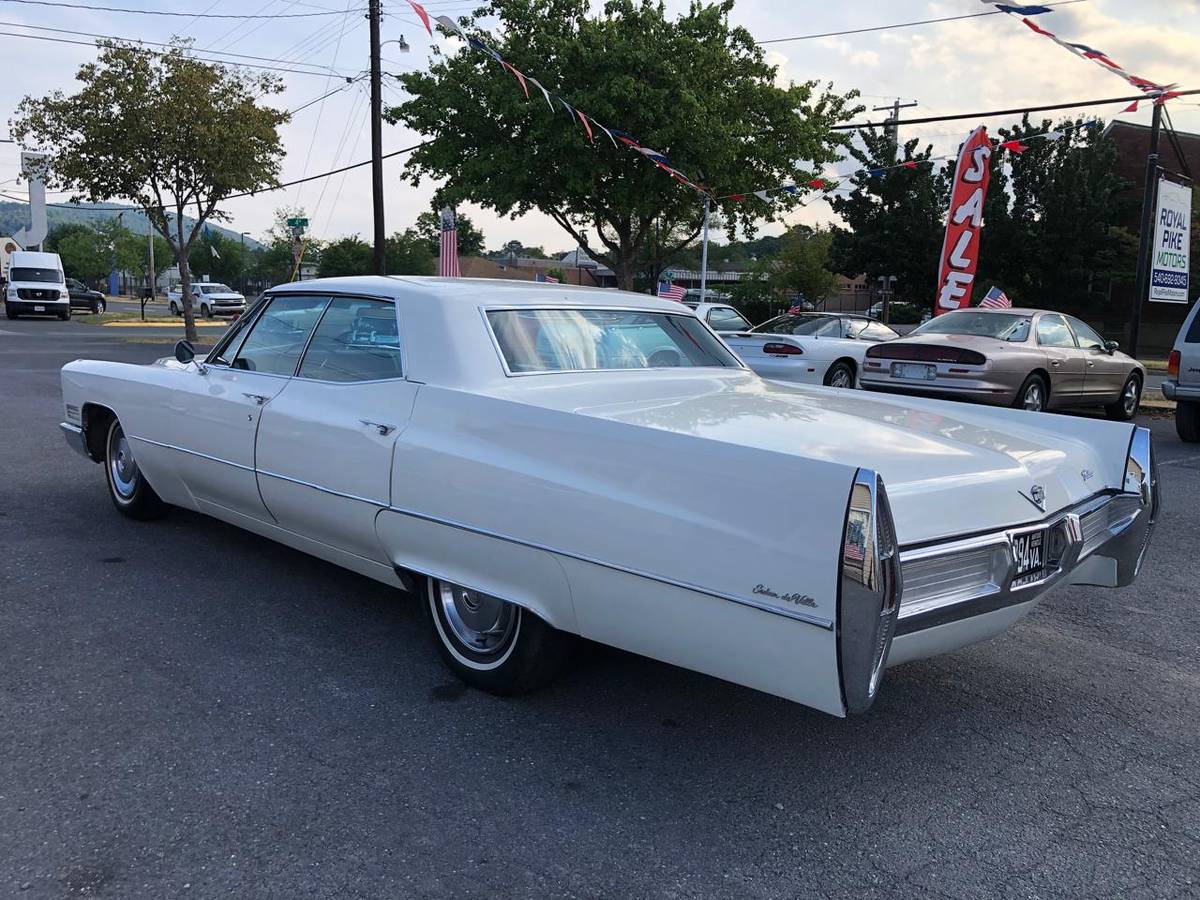 Cadillac-Deville-1967-3