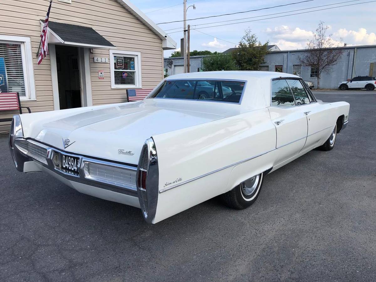 Cadillac-Deville-1967-6