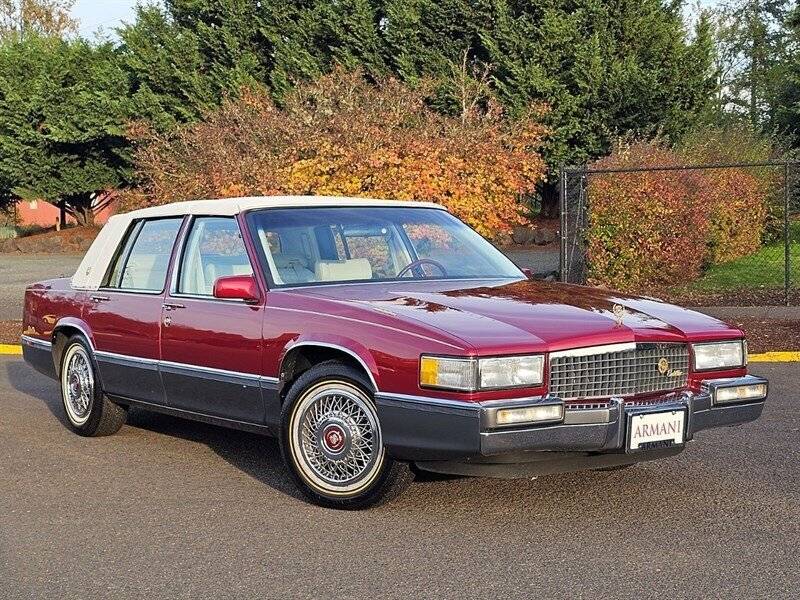 Cadillac-Deville-1989-1