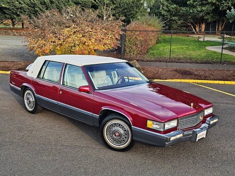 Cadillac-Deville-1989-11