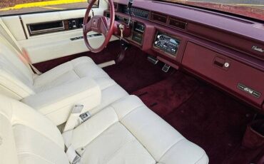 Cadillac-Deville-1989-19