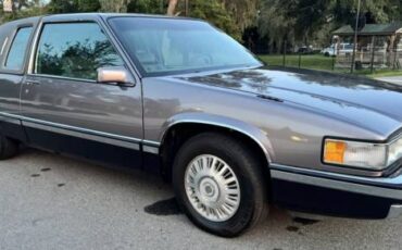 Cadillac-Deville-1992-19