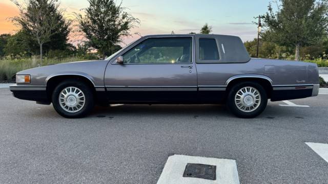 Cadillac-Deville-1992-2