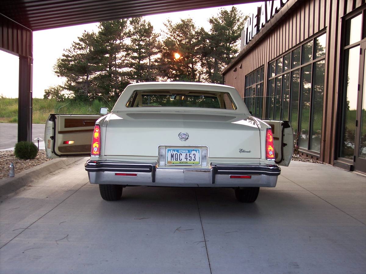 Cadillac-Eldorado-1981-8