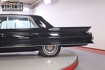 Cadillac-Fleetwood-1962-9