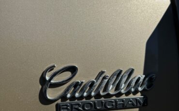 Cadillac-Fleetwood-Berline-1994-8