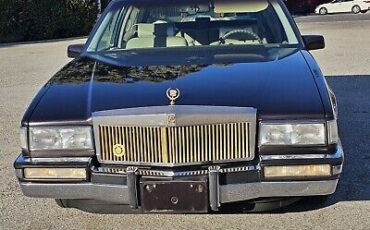 Cadillac-Fleetwood-Coupe-1992-7