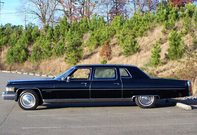 Cadillac-Fleetwood-Limousine-1976-5