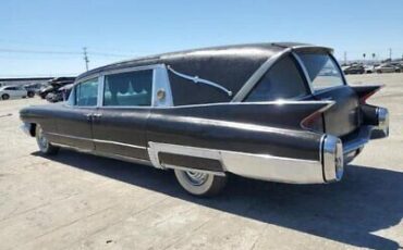 Cadillac-Hearse-Limousine-1960-3