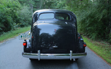 Cadillac-Lasalle-Berline-1938-22