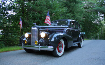 Cadillac-Lasalle-Berline-1938