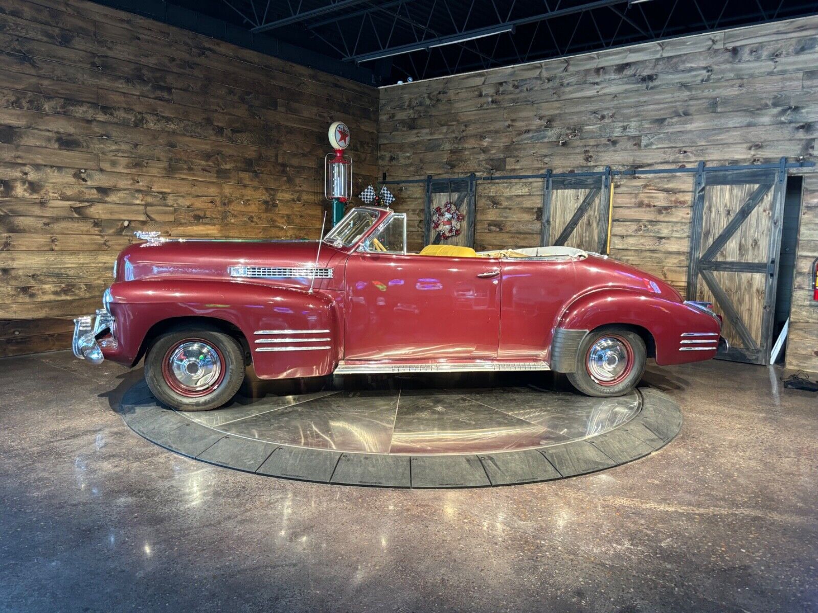 Cadillac-Other-Cabriolet-1941-2