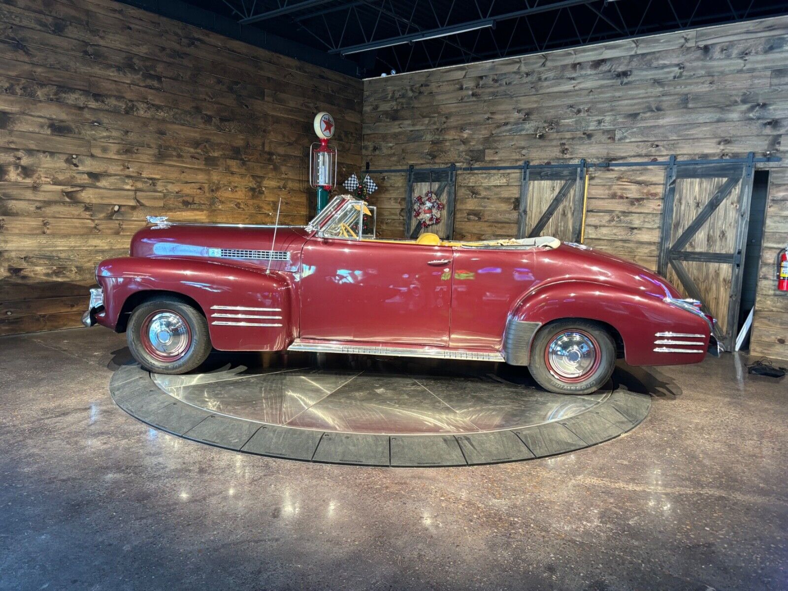 Cadillac-Other-Cabriolet-1941-3