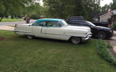 Cadillac-Sedan-deville-1956-14