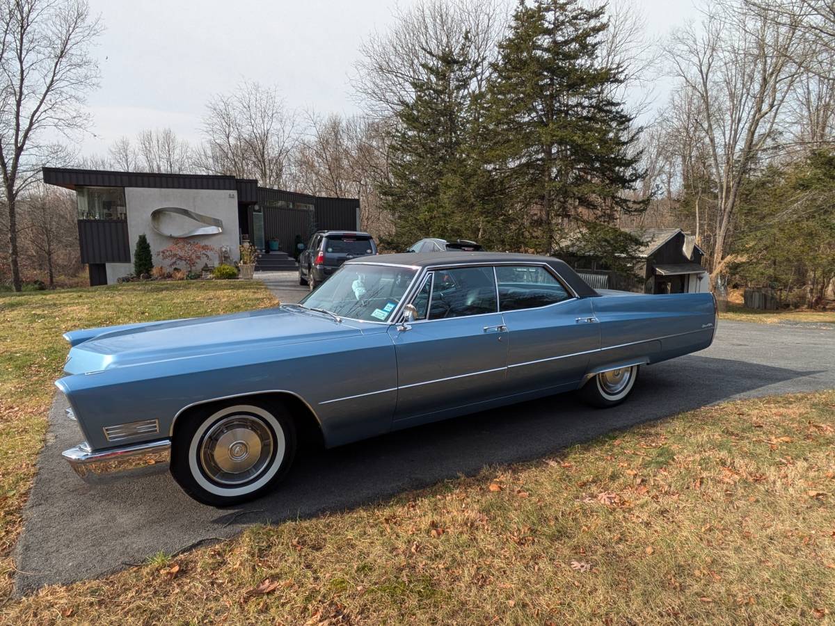 Cadillac-Sedan-deville-1967-3