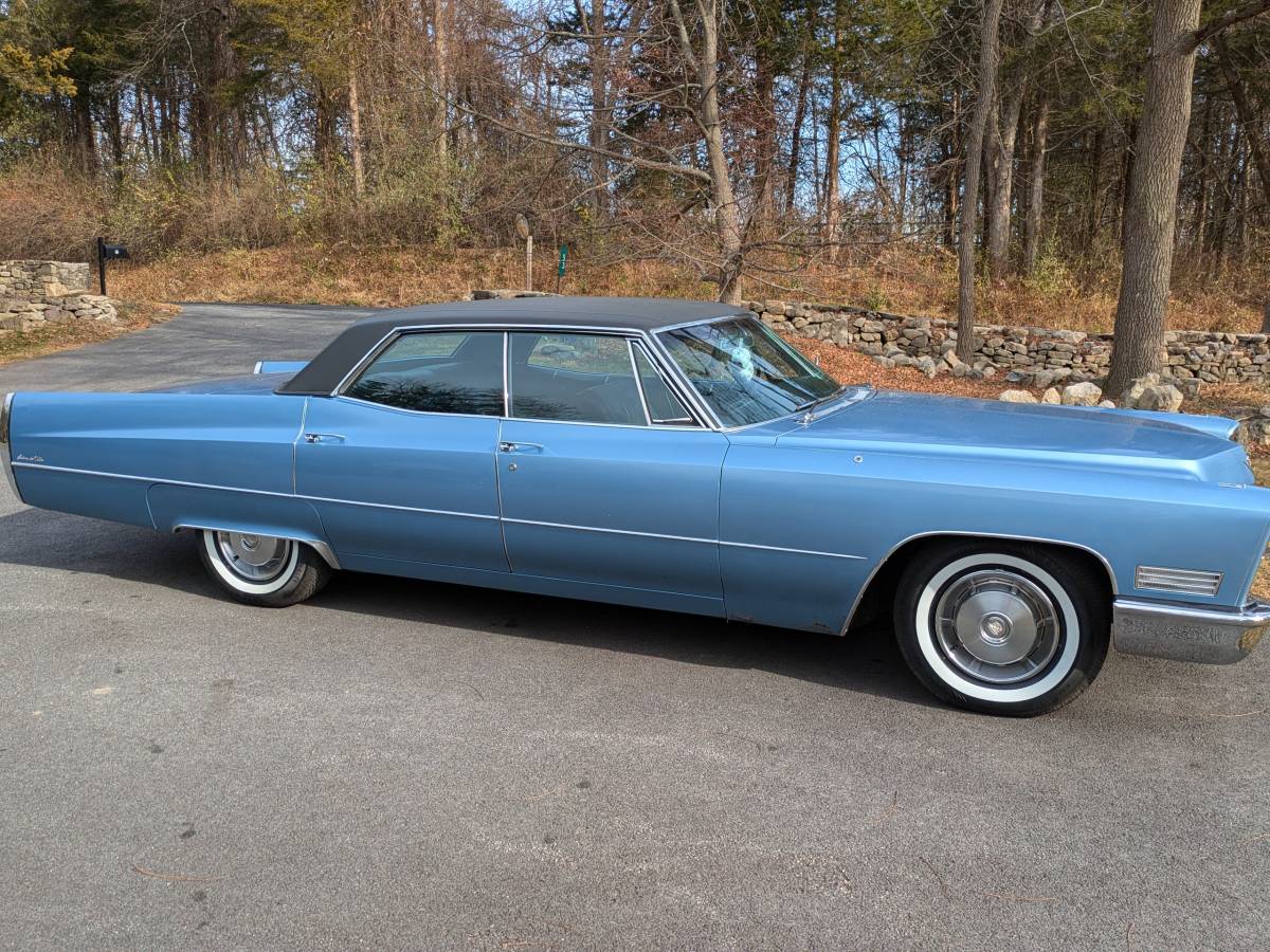 Cadillac-Sedan-deville-1967