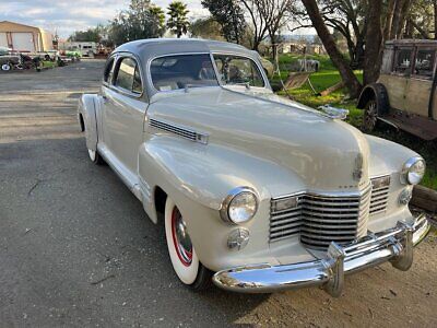 Cadillac-Series-61-Cabriolet-1941-1