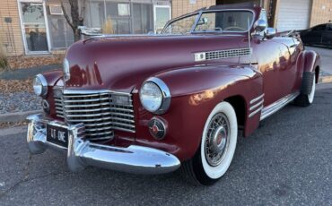 Cadillac-Series-62-1941-22