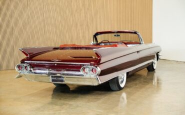 Cadillac-Series-62-1961-30