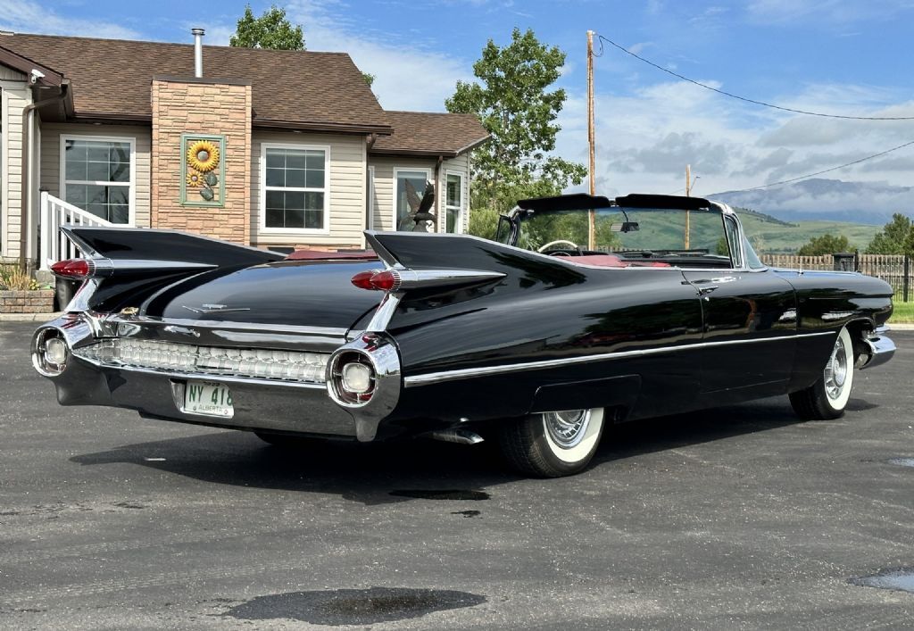 Cadillac-Series-62-Convertible-1959-16