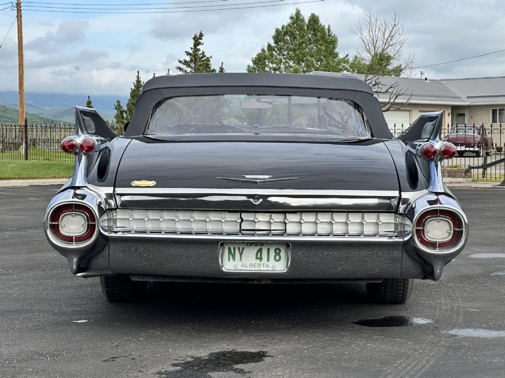 Cadillac-Series-62-Convertible-1959-25