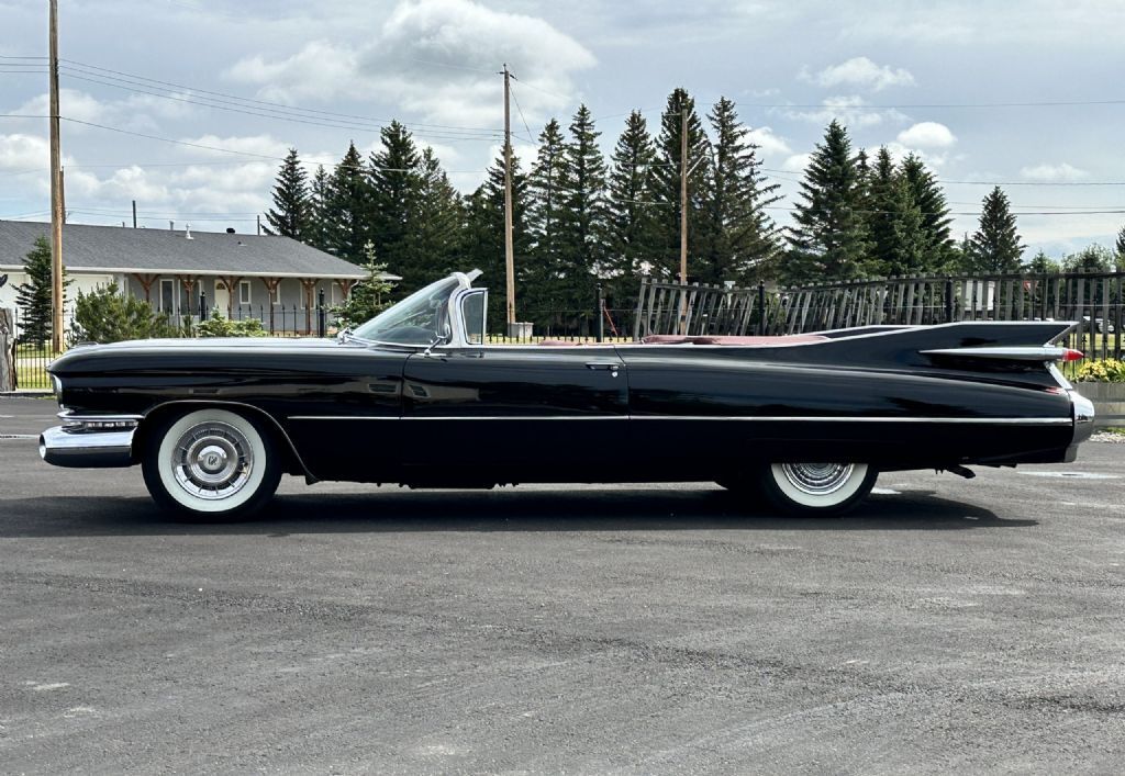 Cadillac-Series-62-Convertible-1959-27