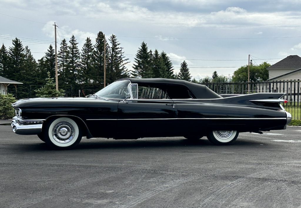 Cadillac-Series-62-Convertible-1959-29