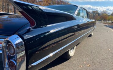 Cadillac-Series-62-Coupe-1960-17