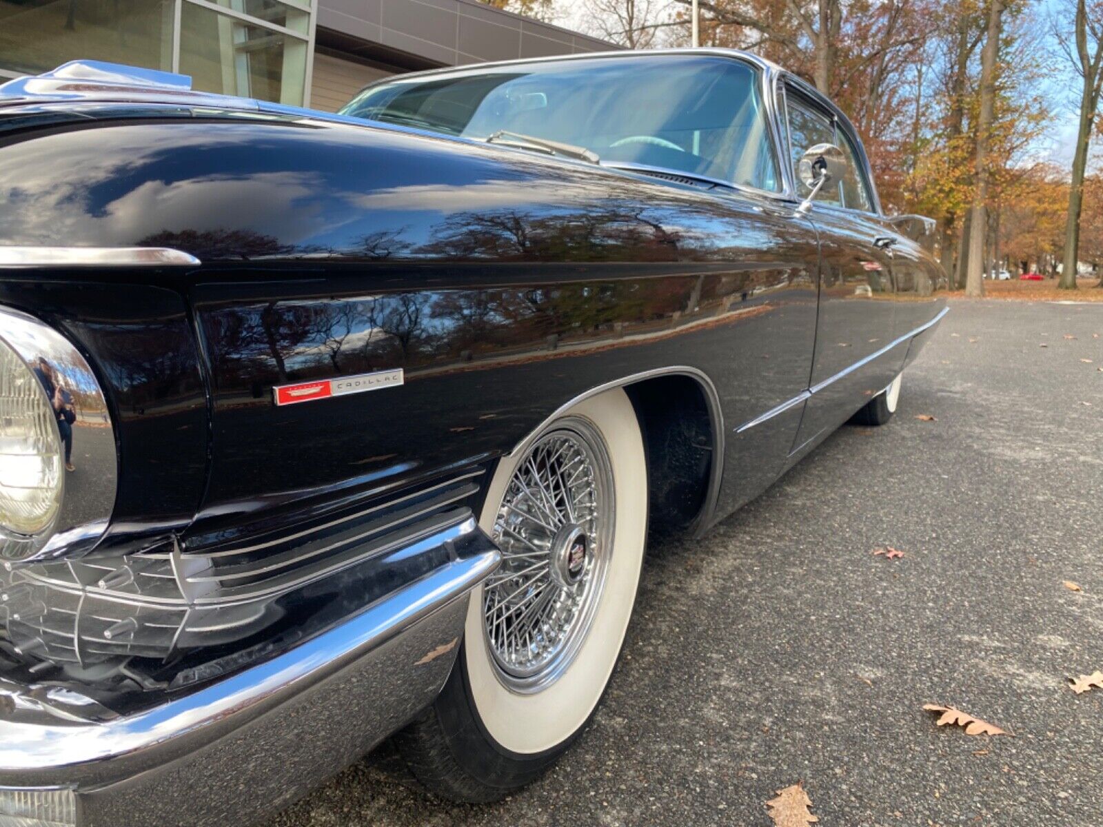 Cadillac-Series-62-Coupe-1960-2