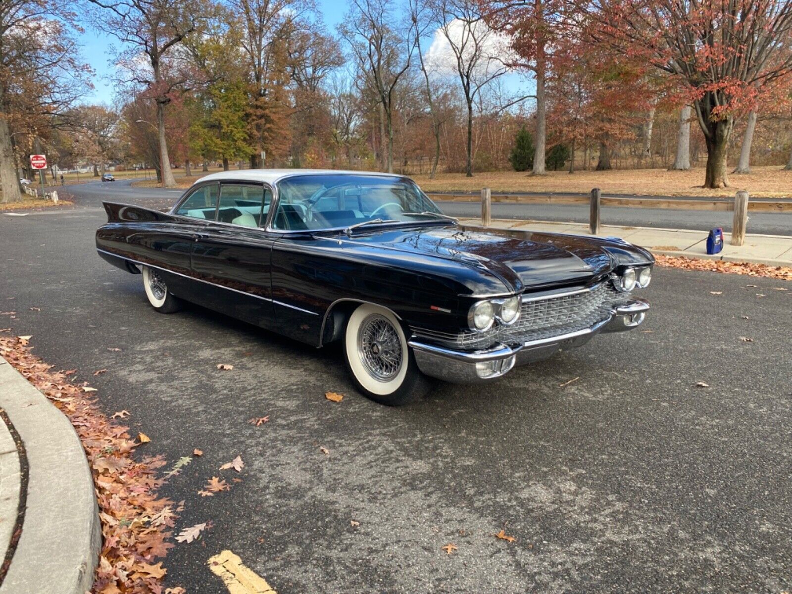 Cadillac-Series-62-Coupe-1960-8