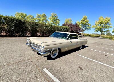 Cadillac-Series-62-Coupe-Coupe-1963-2