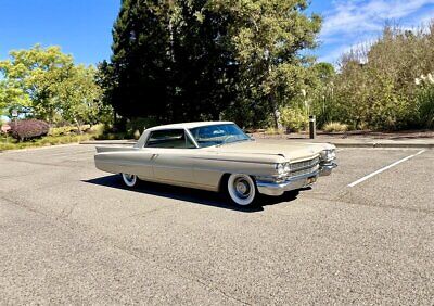 Cadillac-Series-62-Coupe-Coupe-1963-5