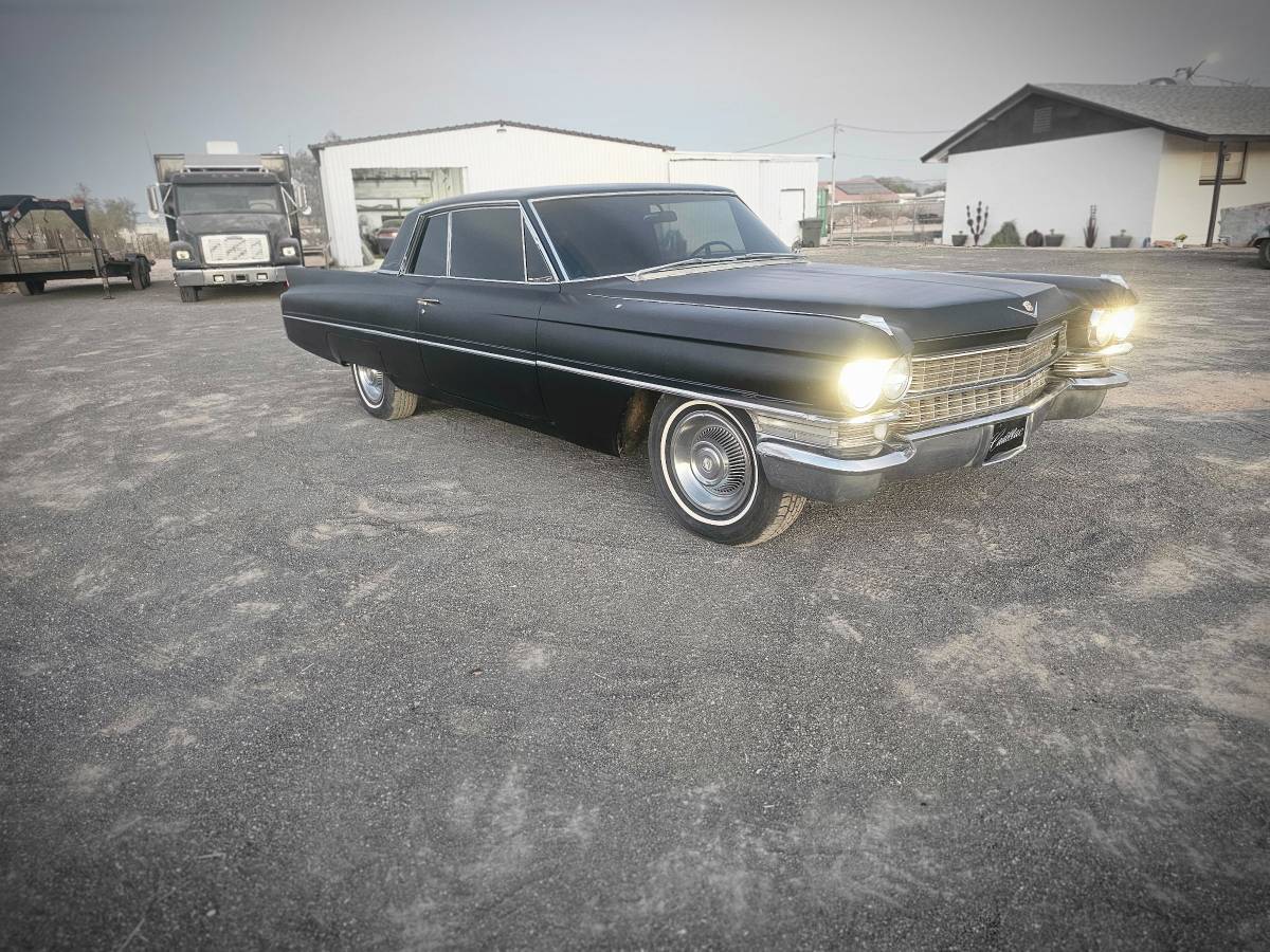 Cadillac-Series-62-coupe-1963-5