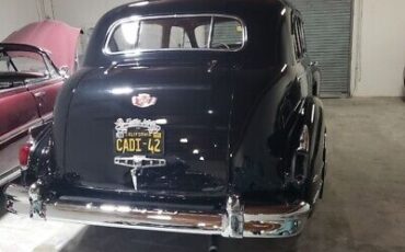 Cadillac-Series-75-1942-3