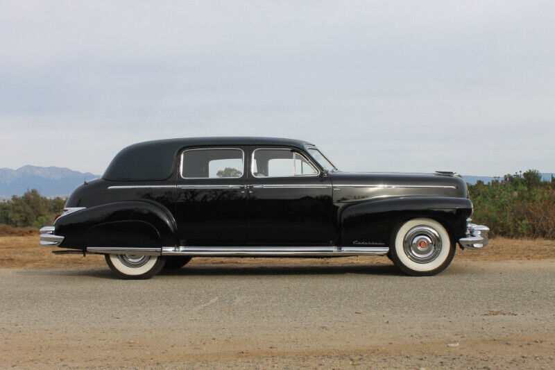 Cadillac-Series-75-Limousine-1947-11