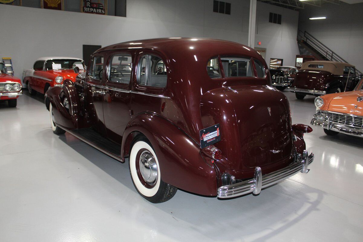 Cadillac-Series-85-V-12-Berline-1936-18