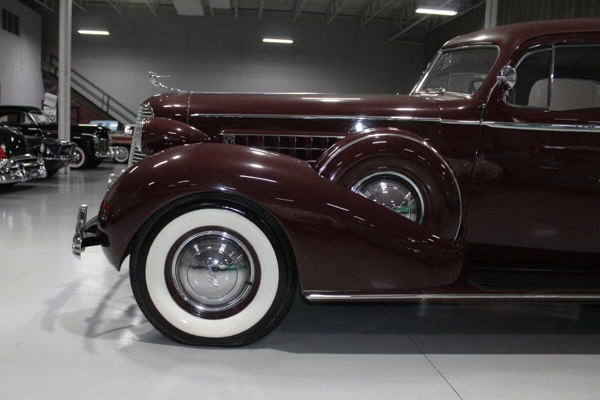 Cadillac-Series-85-V-12-Berline-1936-20