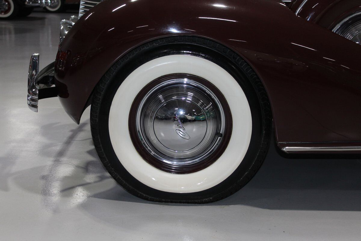 Cadillac-Series-85-V-12-Berline-1936-21