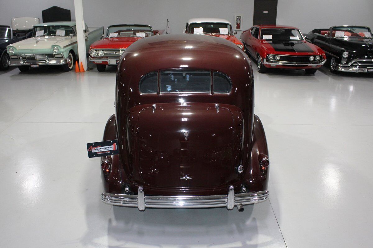 Cadillac-Series-85-V-12-Berline-1936-9