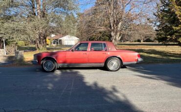 Cadillac-Seville-1976-2