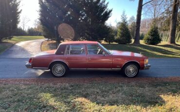 Cadillac-Seville-1976-3