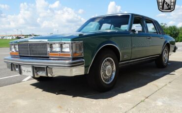 Cadillac-Seville-1977-3