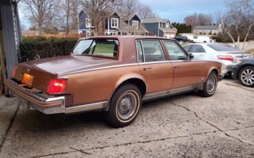 Cadillac-Seville-Berline-1978-26