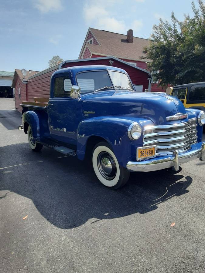 Chevrolet-12-ton-short-bed-pickup-1949-1