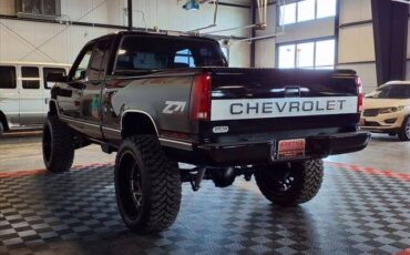 Chevrolet-1500-pickups-1990-3